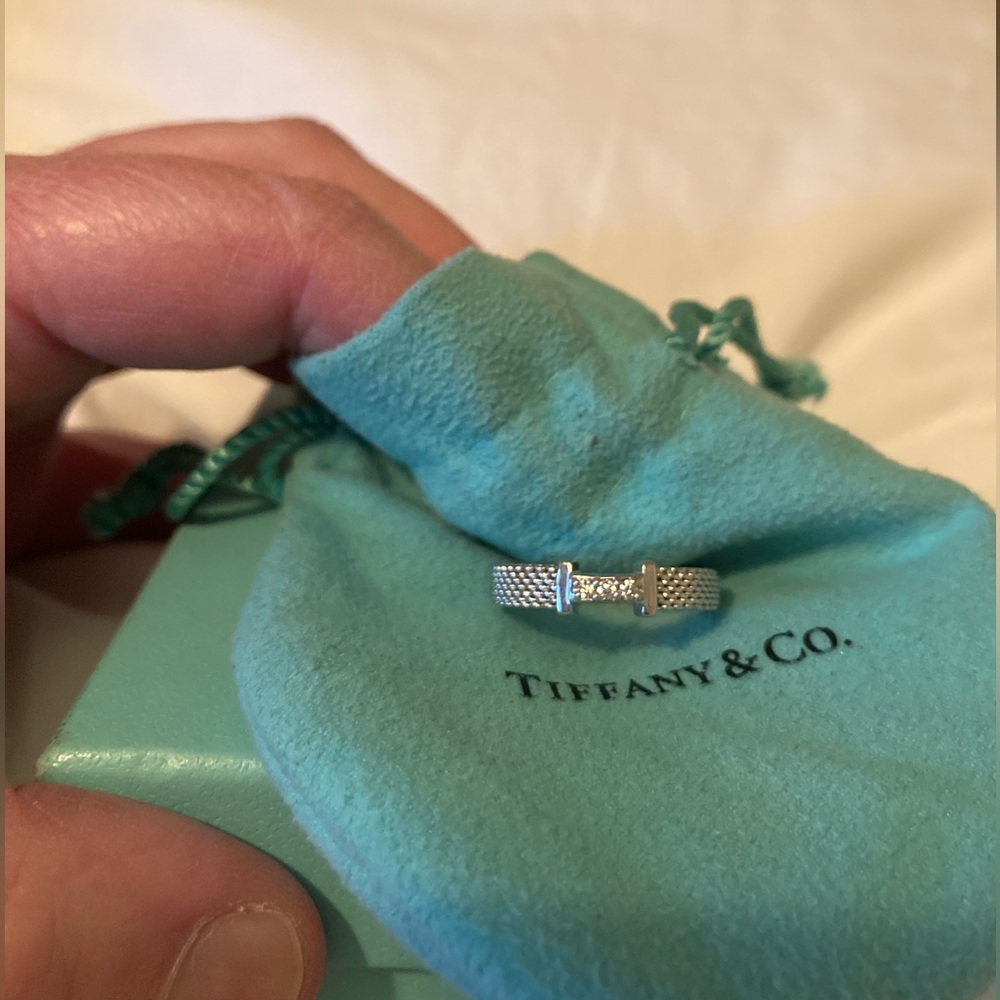 Tiffany & Co. Somerset Diamond
Ring (Retired)
